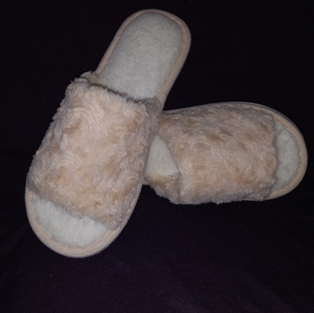 NWT Bedroom Slippers